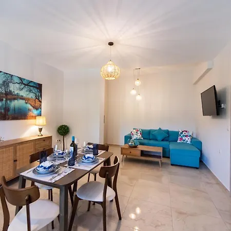 Ruellia Luxury Apartment Kalligoni