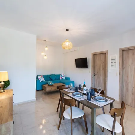 Ruellia Luxury Apartment Kalligoni