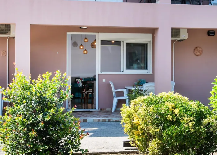 Ruellia Luxury Kalligoni